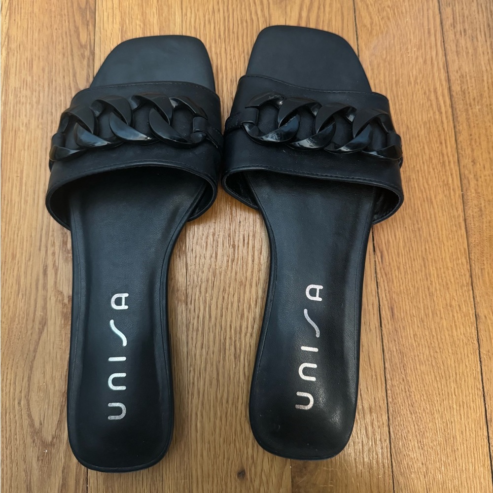 Black chain sandals